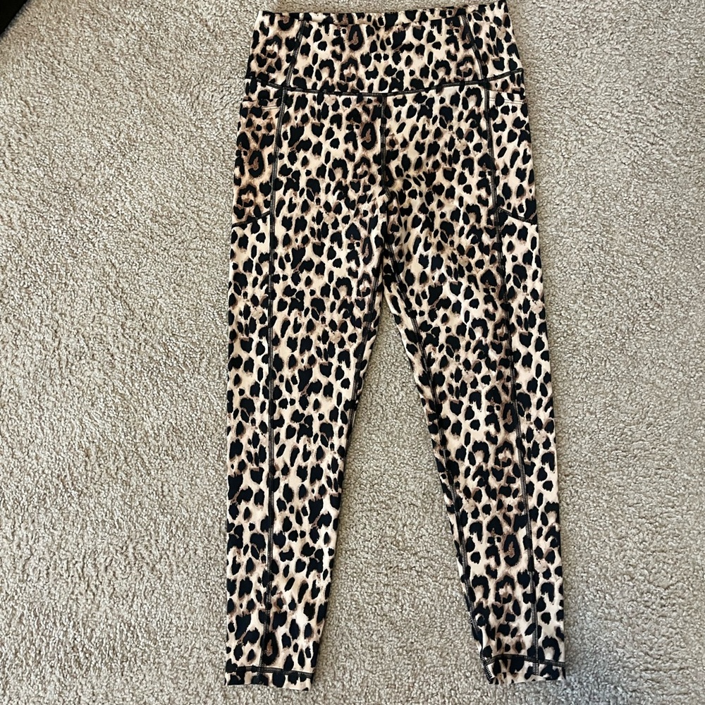 Victoria Secret Leopard Leggings